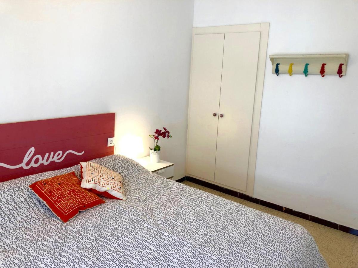 Apartamentos Aquarium. 150 Metros Playa. Roses Exteriér fotografie